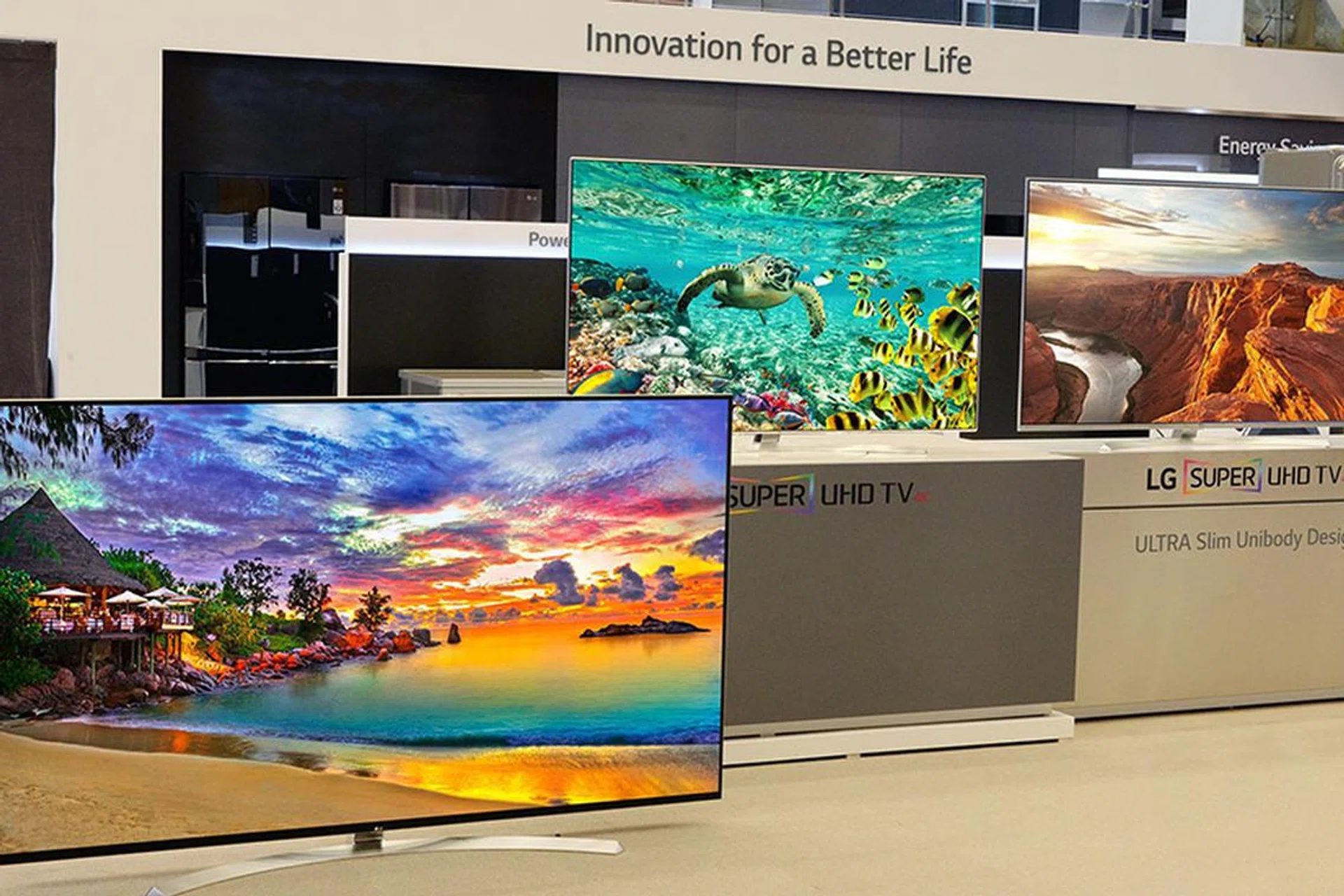 Leading LG's UHD LCD TVs' charge in 2016 are the UH9500/UH9550 and UH8500/UH8550 'Super UHD' TVs. (Image source: LG.)