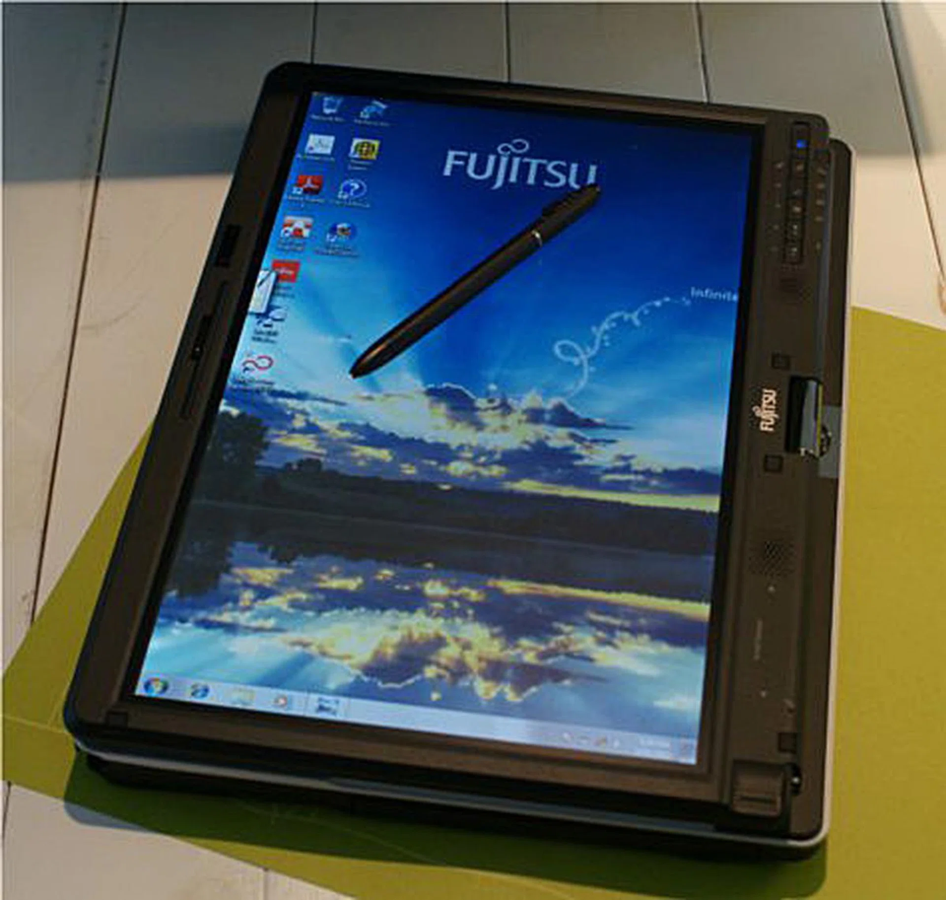 Graphic processing is provided with a new GPU engine code named "NVIDIA 4200" for now. The capacitive touch screen will eventually support five touch inputs. The demo model on display had support for two touch inputs and that worked quite well.