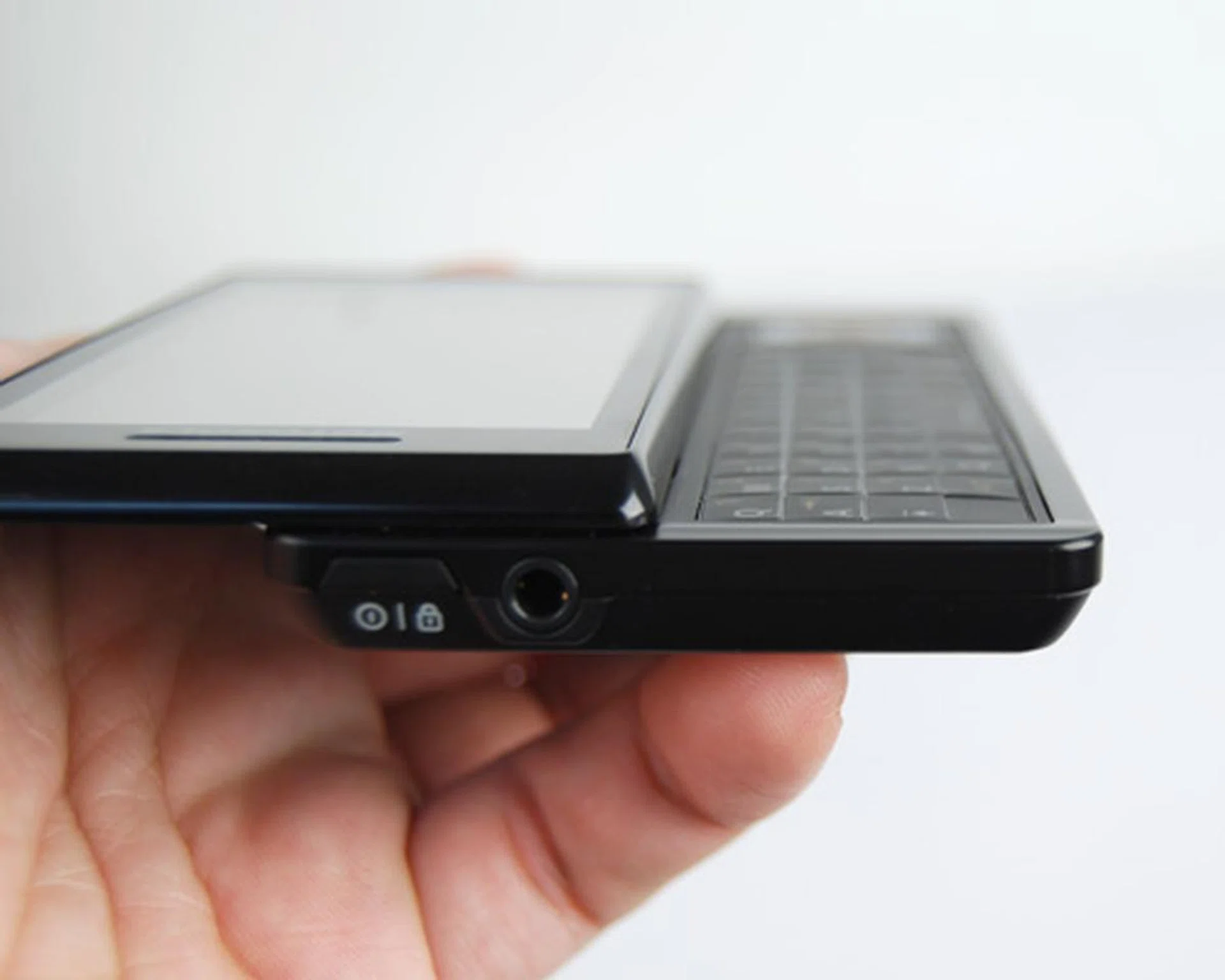 But in doing so, you'll notice that the keys are flat out even, which did reduce our typing speeds.