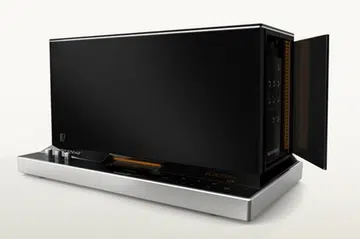 The Soundfreaq SFQ-01 Sound Platform might be new to the market, but clearly, the guys at the company know a thing or two about design because it is a real looker.