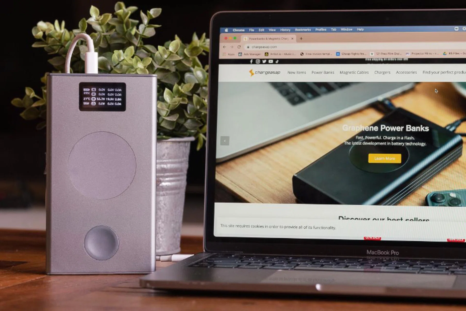 The Flash Pro power bank. (Image source: Chargeasap)
