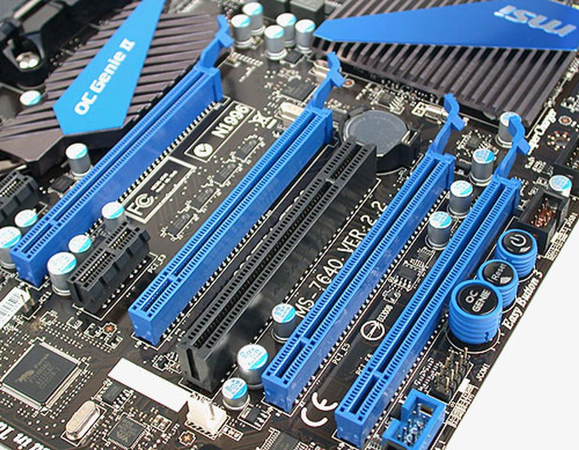 Like the ASUS Sabertooth, the MSI 990FXA-GD80 may come with four PCIe x16 slots but it's only good for three. Unless, for some reason, you plan to CrossFireX four mainstream, single-slot graphics cards that is.