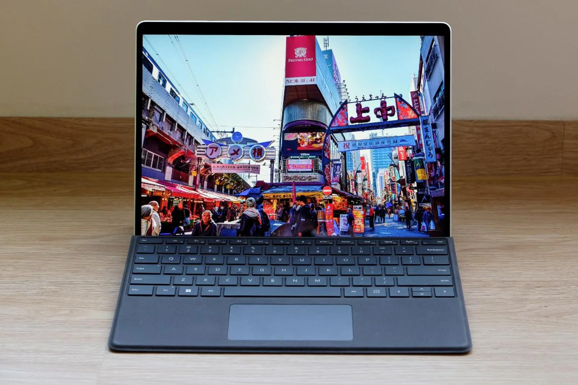The newest Surface Pro 9 is a spec-bump update, so let's see just how good it is.