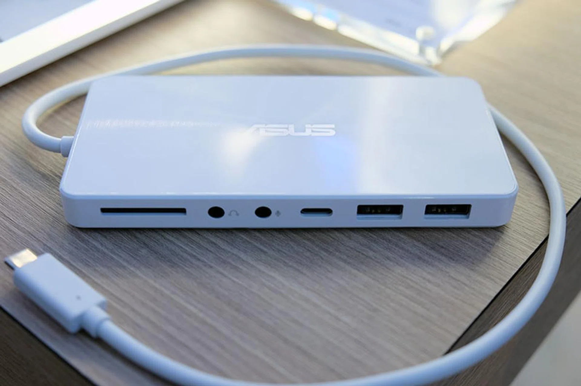 ASUS Universal Dock
