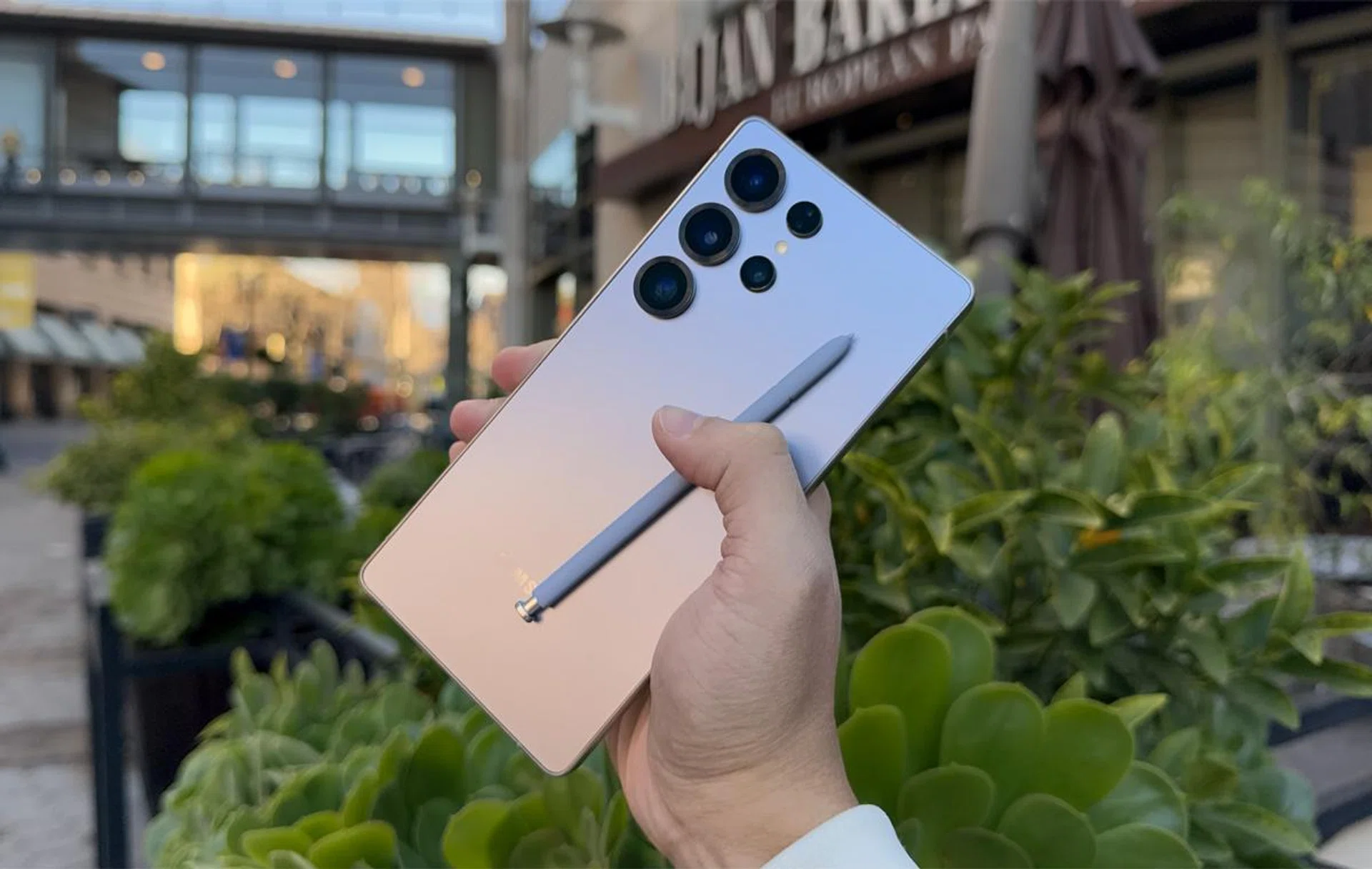 Samsung Galaxy S25 Ultra. Photo: HWZ.