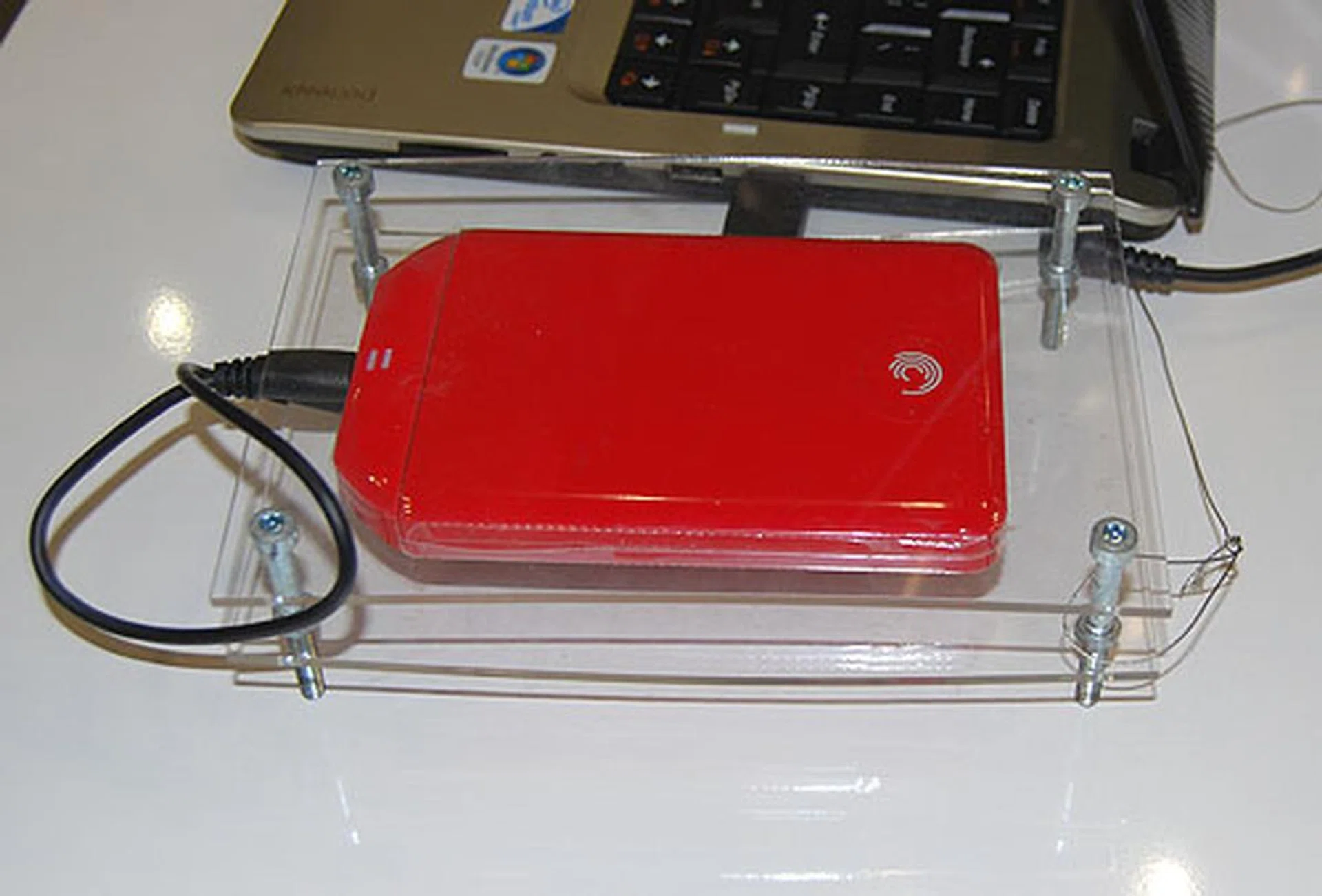 Seagate is also offering USB 3.0 capable drives, with the 500GB version going for $99 and the 1TB at $169. In fact, the 1TB model costs the same as the USB 2.0 1TB version. So you know which to go for. 1.5TB however will cost you $269.