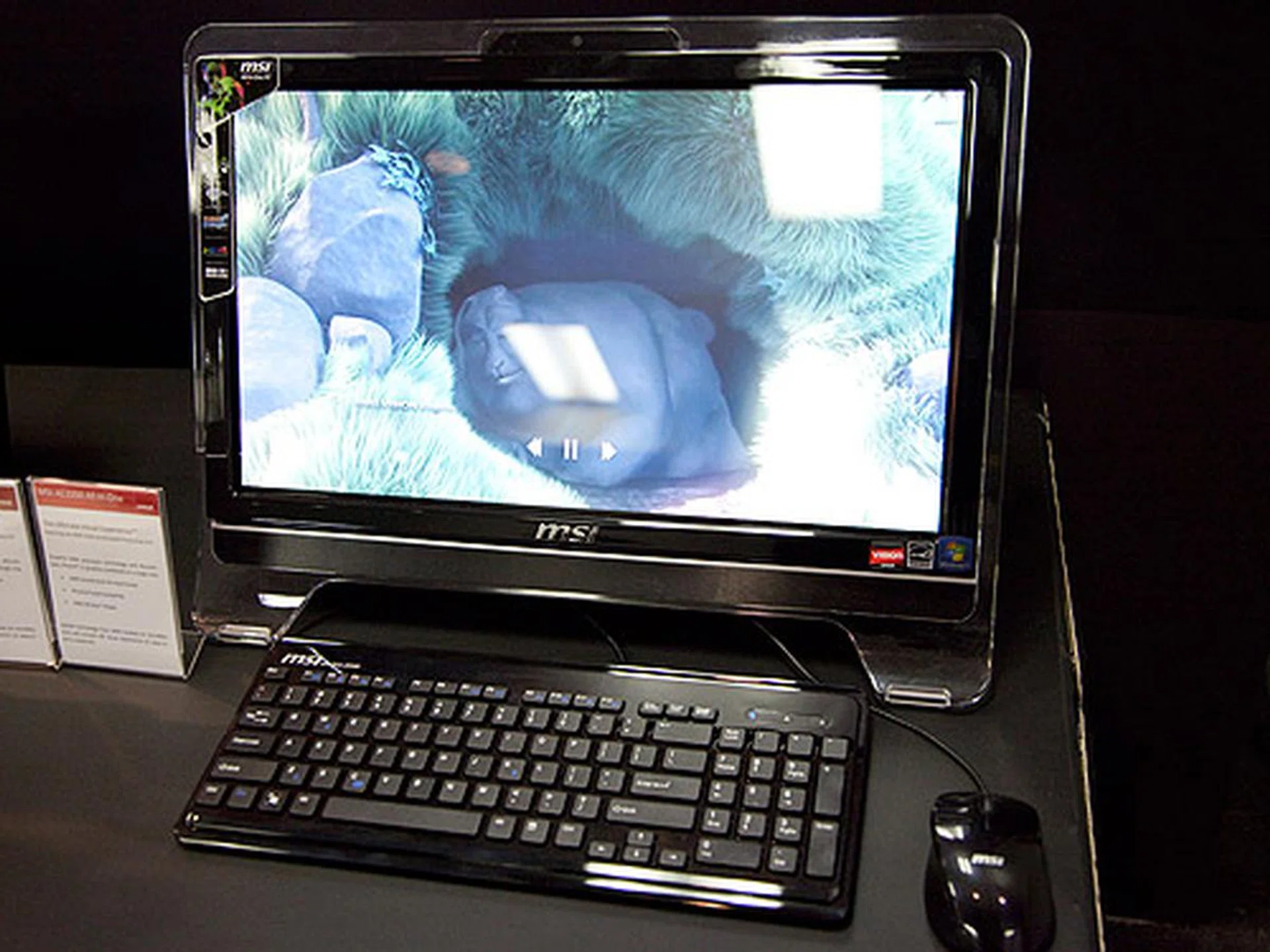 MSI AE2050 All-in-One desktop PC using the AMD Fusion E-350 APU.