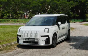 The Zeekr 009 Flagship