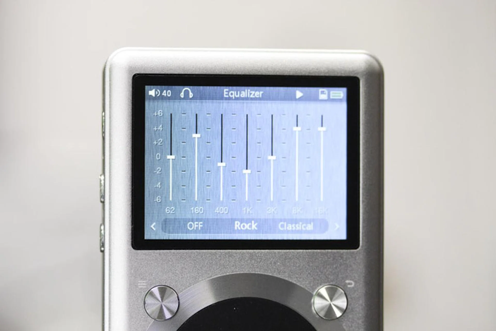 There's a very basic equalizer on the X1.