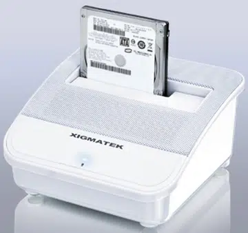 Hot-Swap HDD Docking Slot