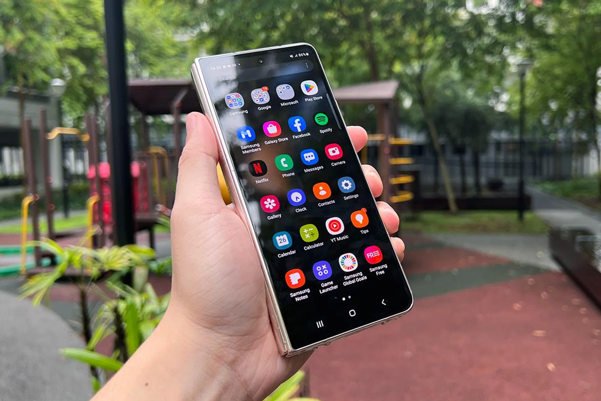 Samsung GalaxyZ Fold4 5G.