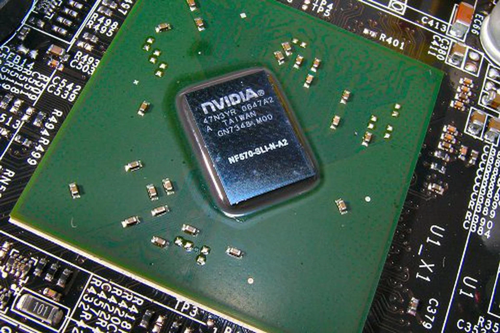 Southbridge MCP is actually an nForce 570 SLI chip (AMD variant).