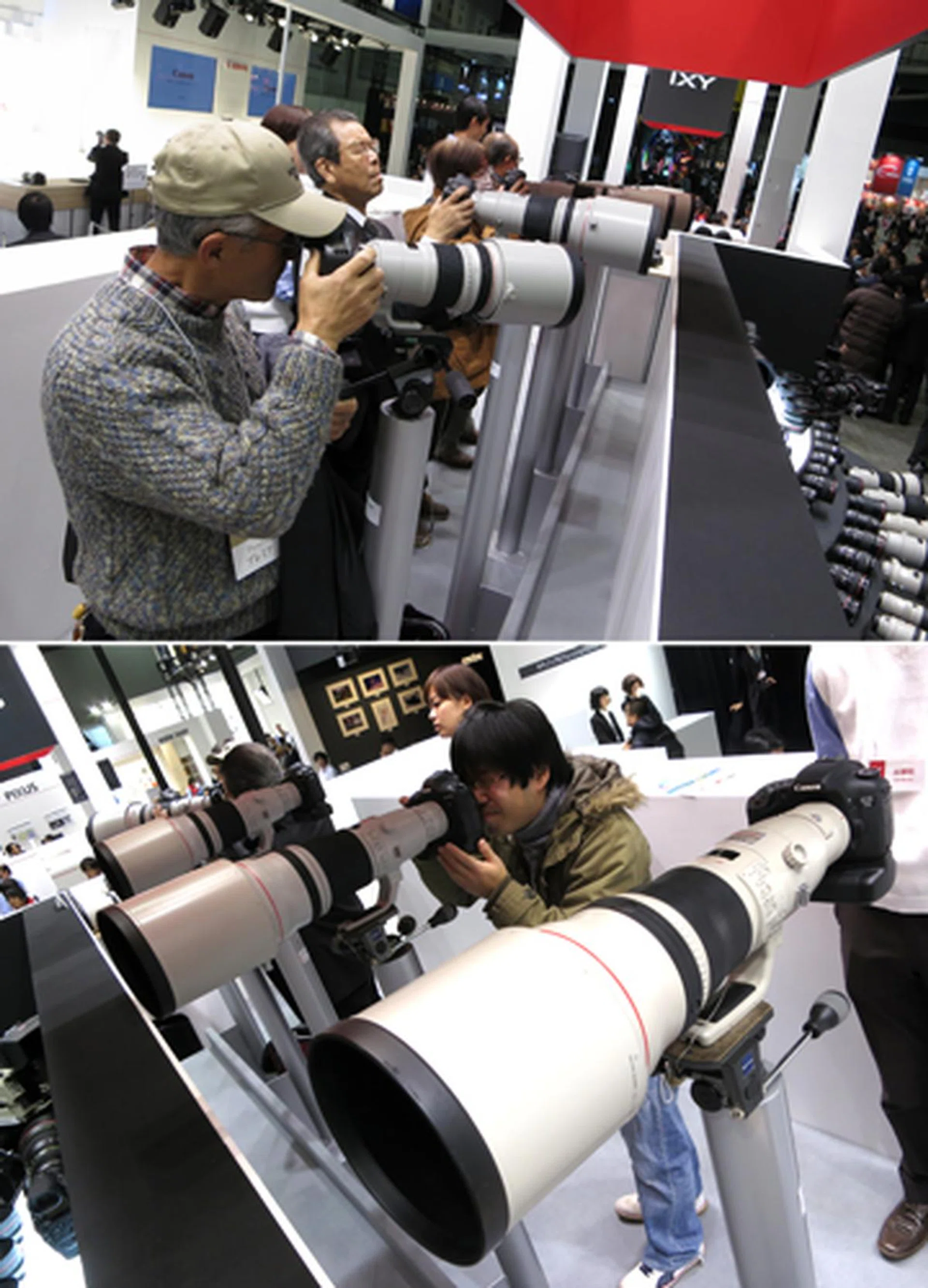 Just above the aforementioned exhibit, there were fully setup DSLRs with the various EF lenses that were freely available for the expo-goers to try.