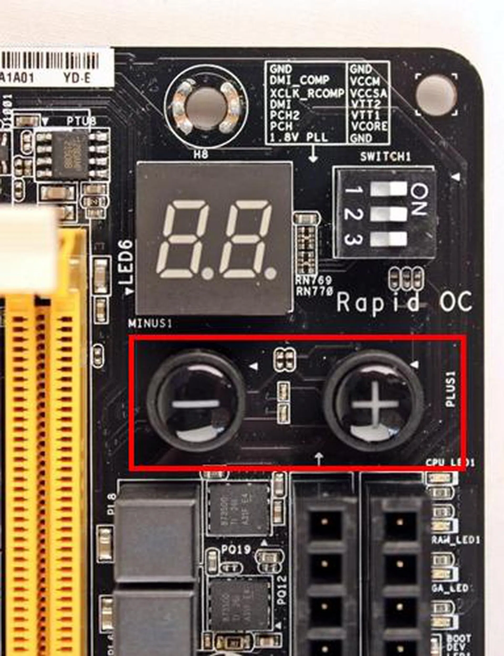 The pair of Rapid OC buttons allows overclockers to change the base frequency, CPU voltage or its CPU ratio accordingly. The buttons are only useful if the board has not been mounted inside the chassis of a PC. Else, they would be hard to reach and use.