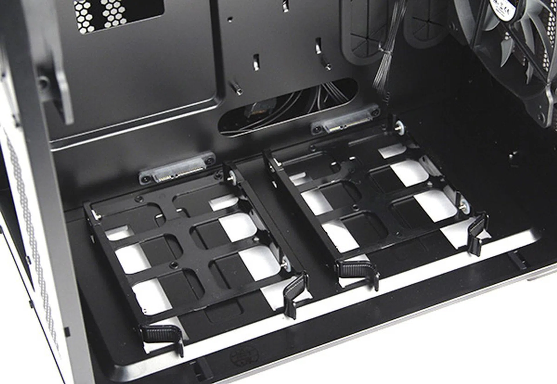 There are two 3.5-inch drive bays at the bottom of the primary chamber with SATA connectors.