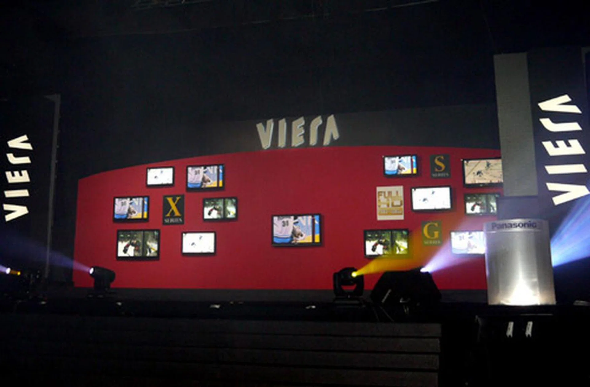 Unveiled in a rather grandiose fashion, here's a glimpse of the new VIERA X, S and G series. While the prices of these babies aren't given to us just yet, you can expect to find them in your local electronic stores real soon.