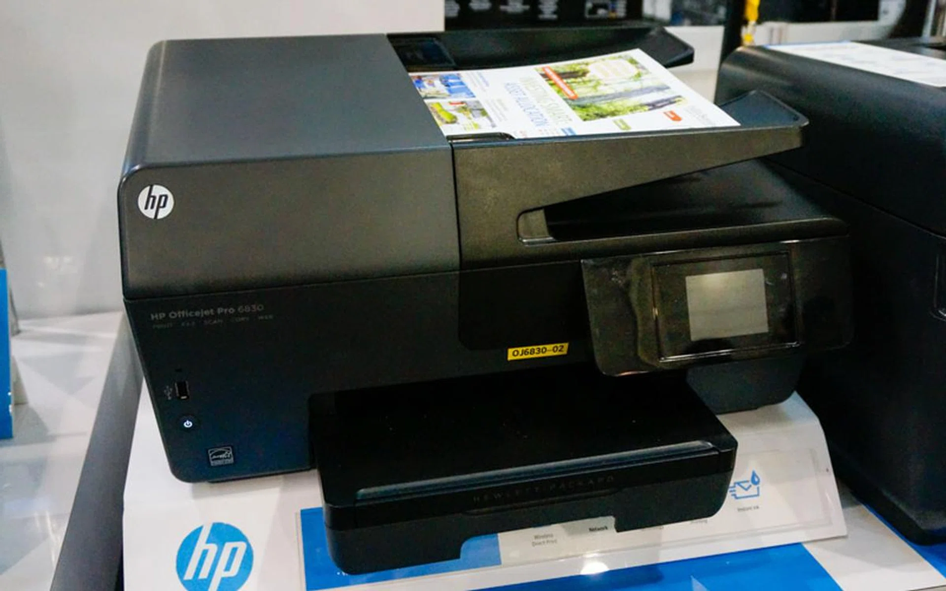The Officejet Pro 6830 e-All-In-One does print, copy, scan, fax and web and has an ISO print speed that goes up to 18/10 ppm (mono/color). It boasts a 15,000 page-per-month duty cycle and has a scan resolution of up to 1200 dpi. It’s also Wi-Fi enabled and comes with two years on-site exchange warranty. It’s selling for S$199 (usual price $269) and comes with a $30 Capita voucher, one free set of CMYK ink cartridge (worth $85.90) and a free trolley.