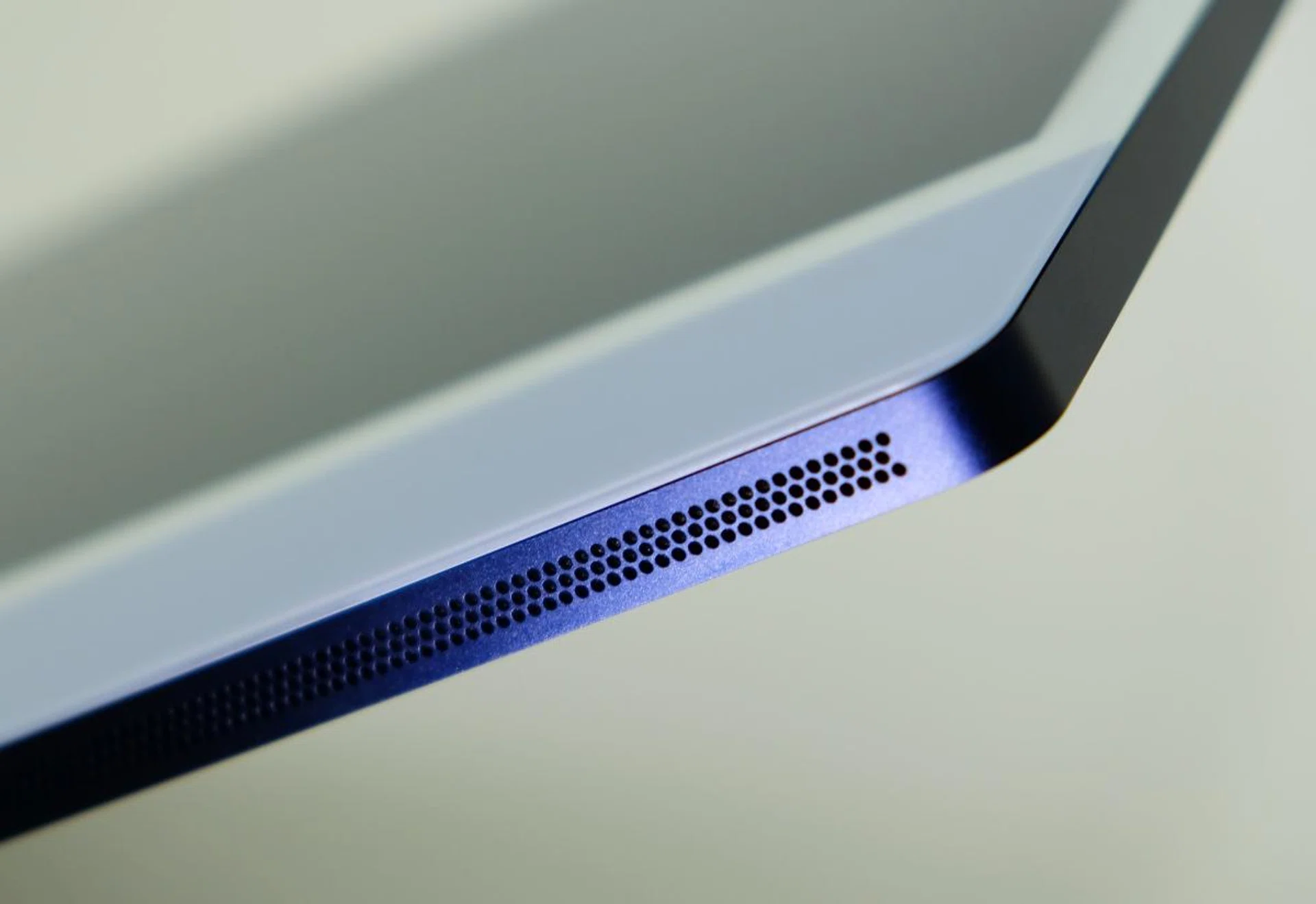 The iMac's 6-speaker system is Apple's best yet.