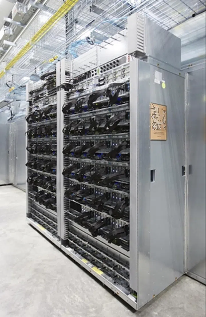 Server racks with TPUs used in the AlphaGo matches with Lee Sedol (Image source: Google Cloud Platform)