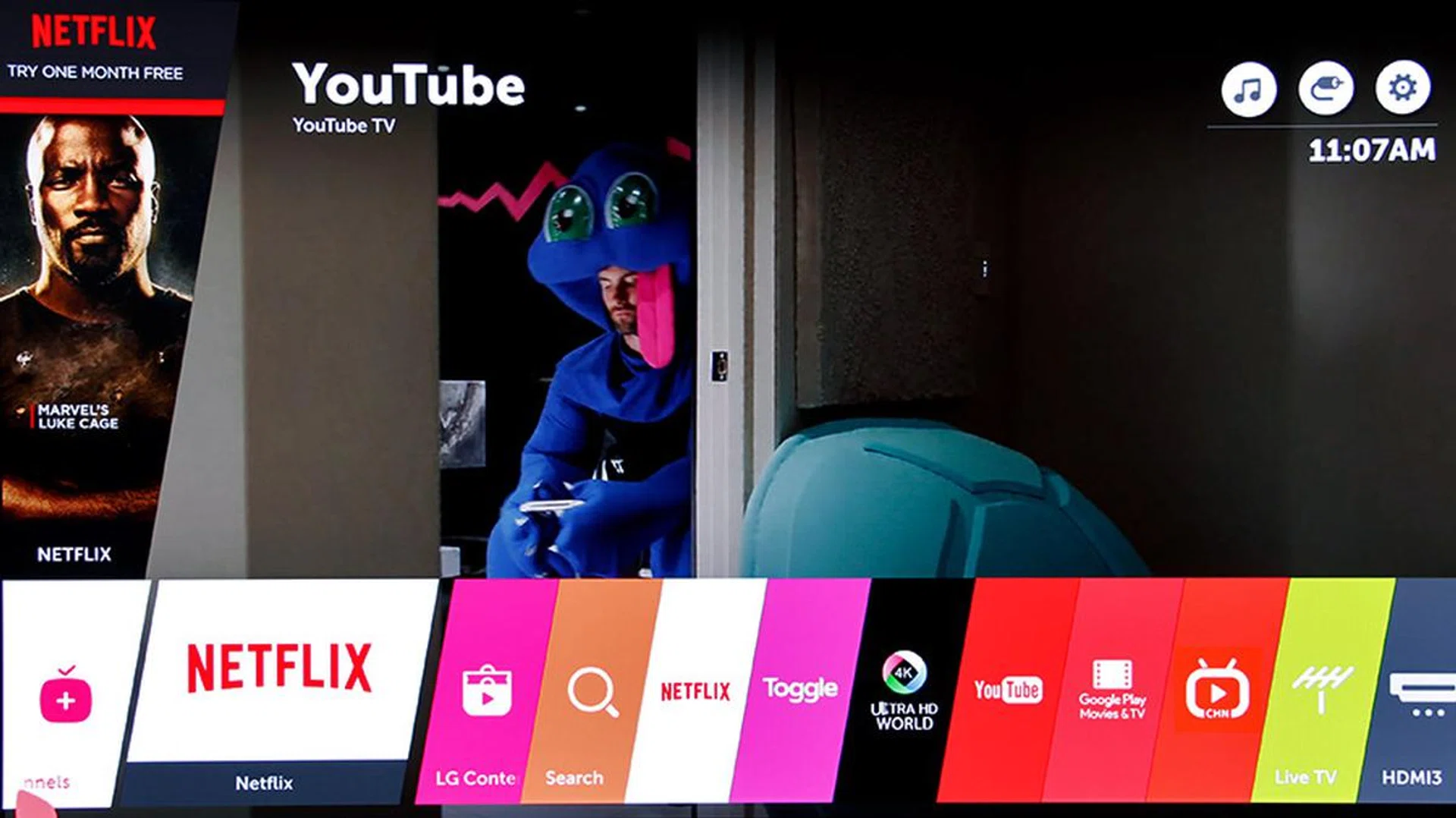 WebOS' line/tab interface continues to work very well, letting me jump in and out of content and apps with ease.