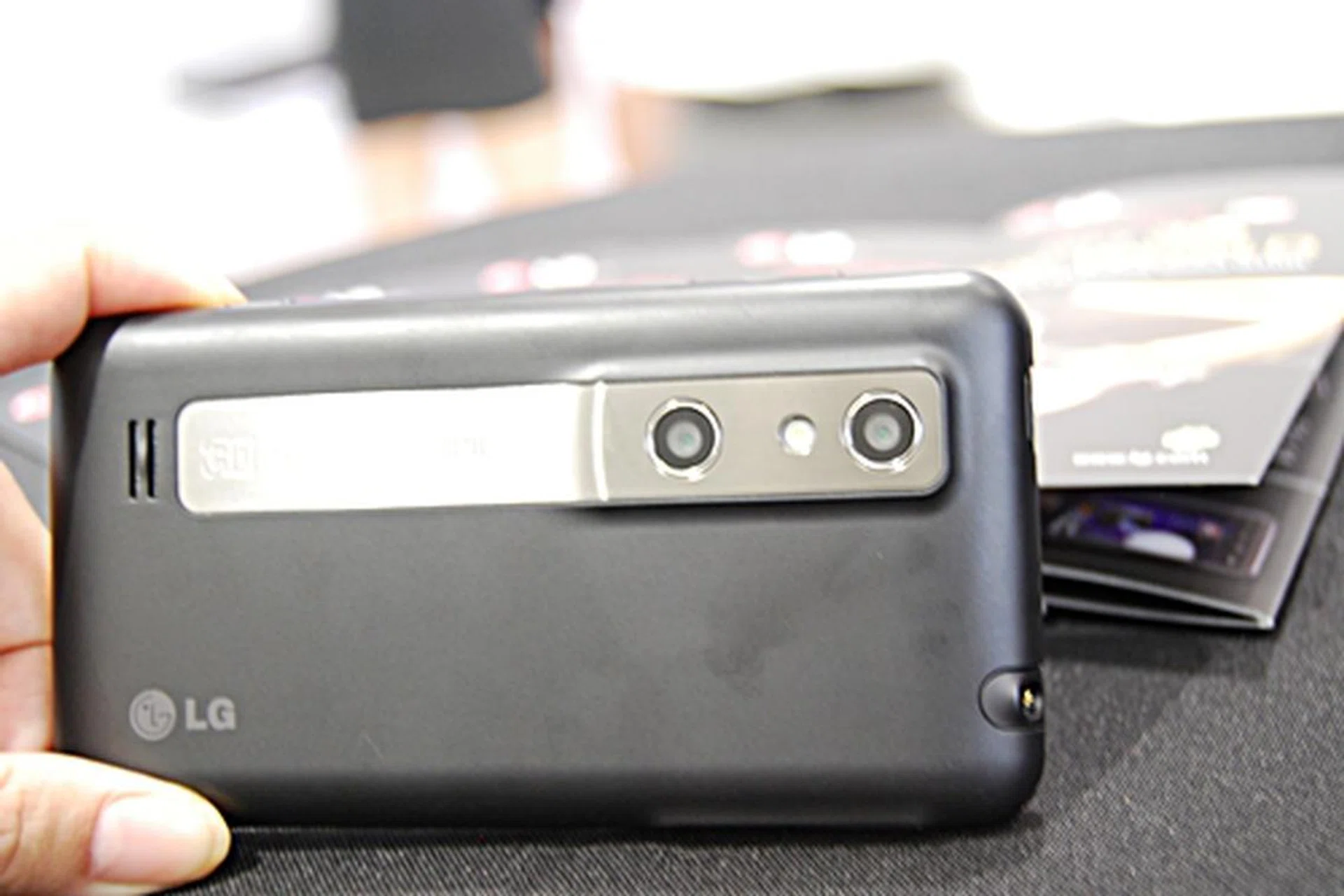 The Optimus 3D comes with dual 5-megapixel camera and is capable of taking both 3D and 2D photos.