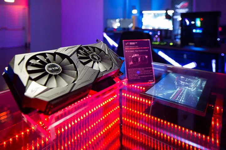 ASUS ROG Poseidon GeForce GTX 1080 Ti