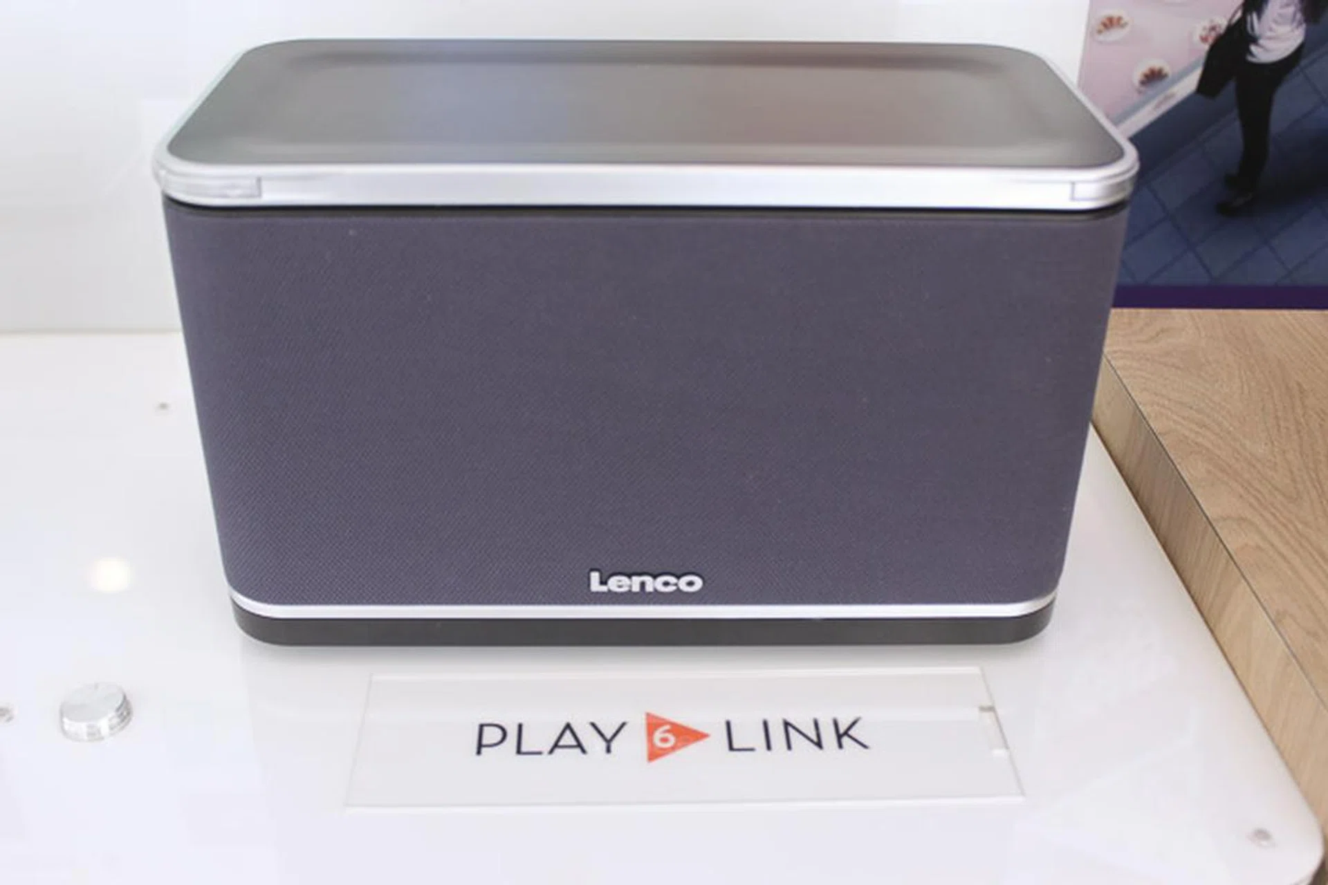 The PlayLink 6 is like an upsized PlayLink 4.
