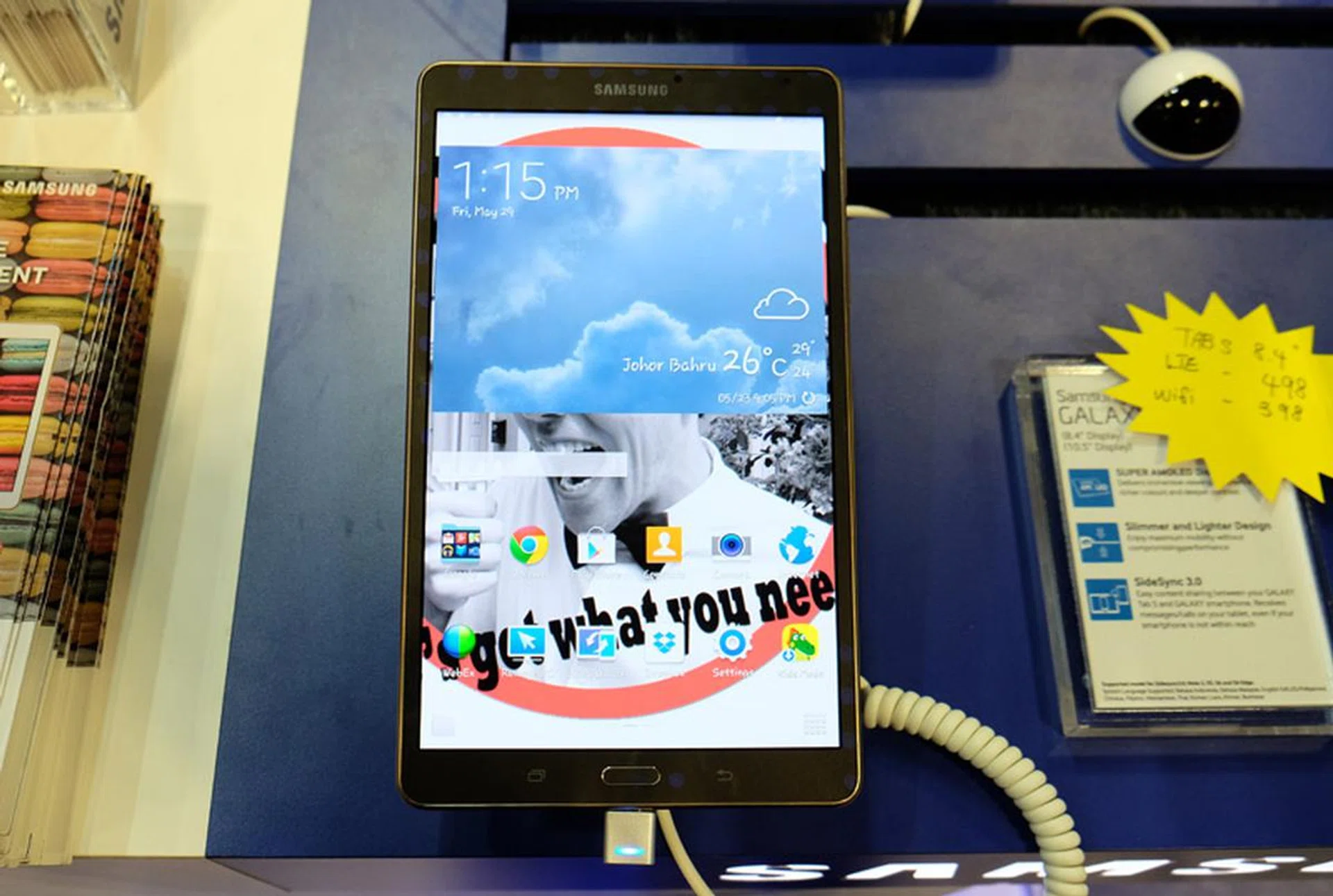 The Samsung Tab S was one of the best tablets of last year and boasts a gorgeous QHD 2560 x 1600 Super AMOLED display. Available in either 8.4-inch or 10.5-inch both versions can be had in either Wi-Fi only or LTE models. Starting at $398 (8.4-inch, Wi-Fi only). All models at CEE have $100 off their usual retail price and come with a free Samsung Bluetooth Keyboard cover and Samsung 32GB MicroSD card.