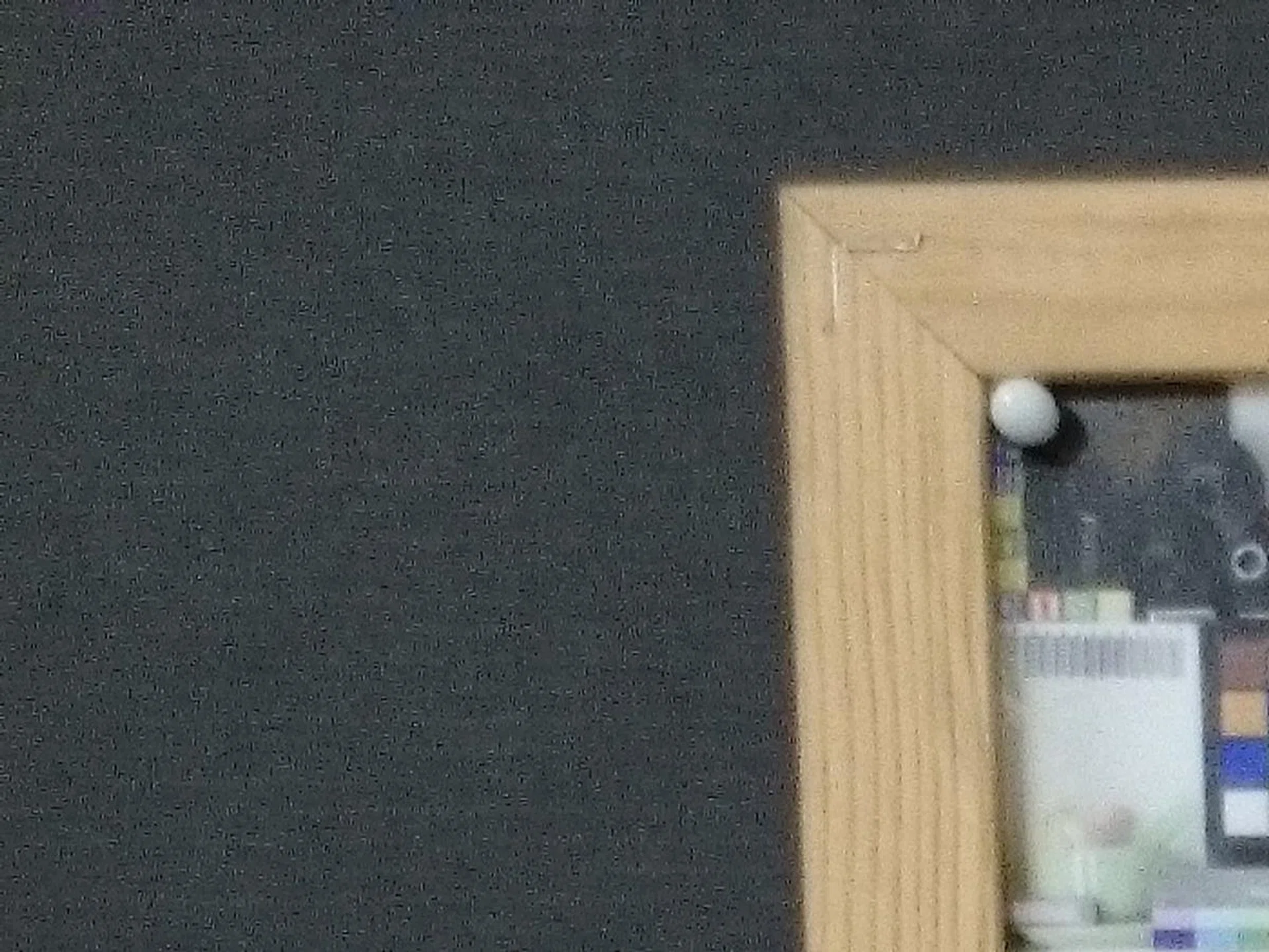 Sony Z1, 20MP, ISO 100, 100% crop.