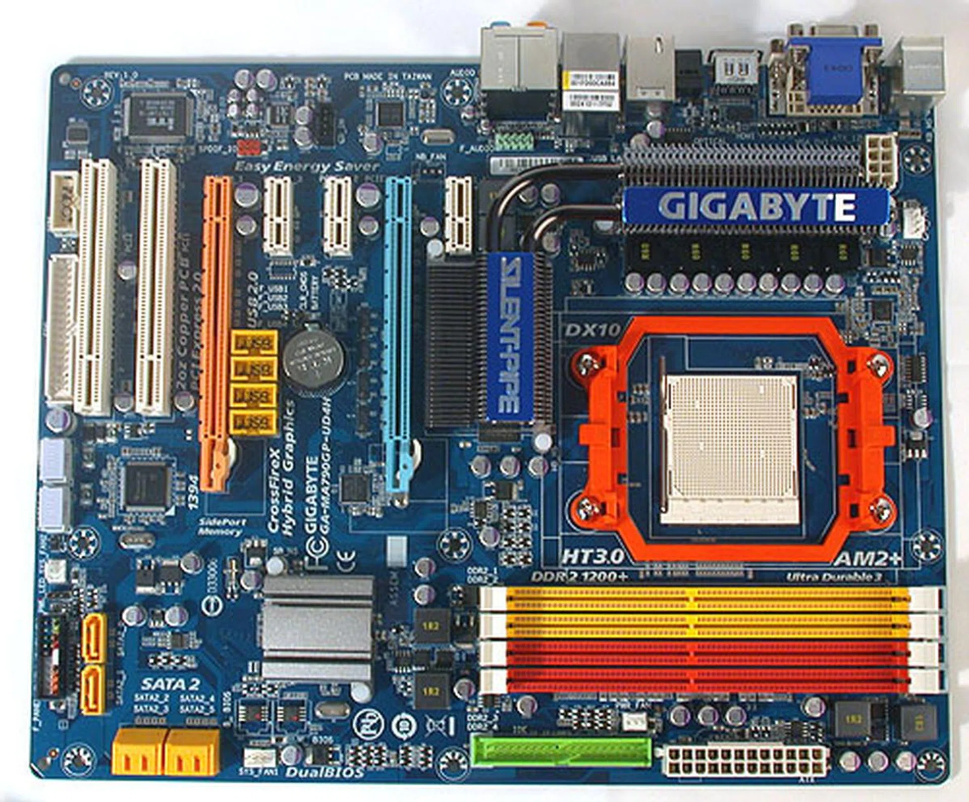 Gigabyte MA790GP-UD4H (AMD 790GX) - Ultra Durable 3 for DDR2