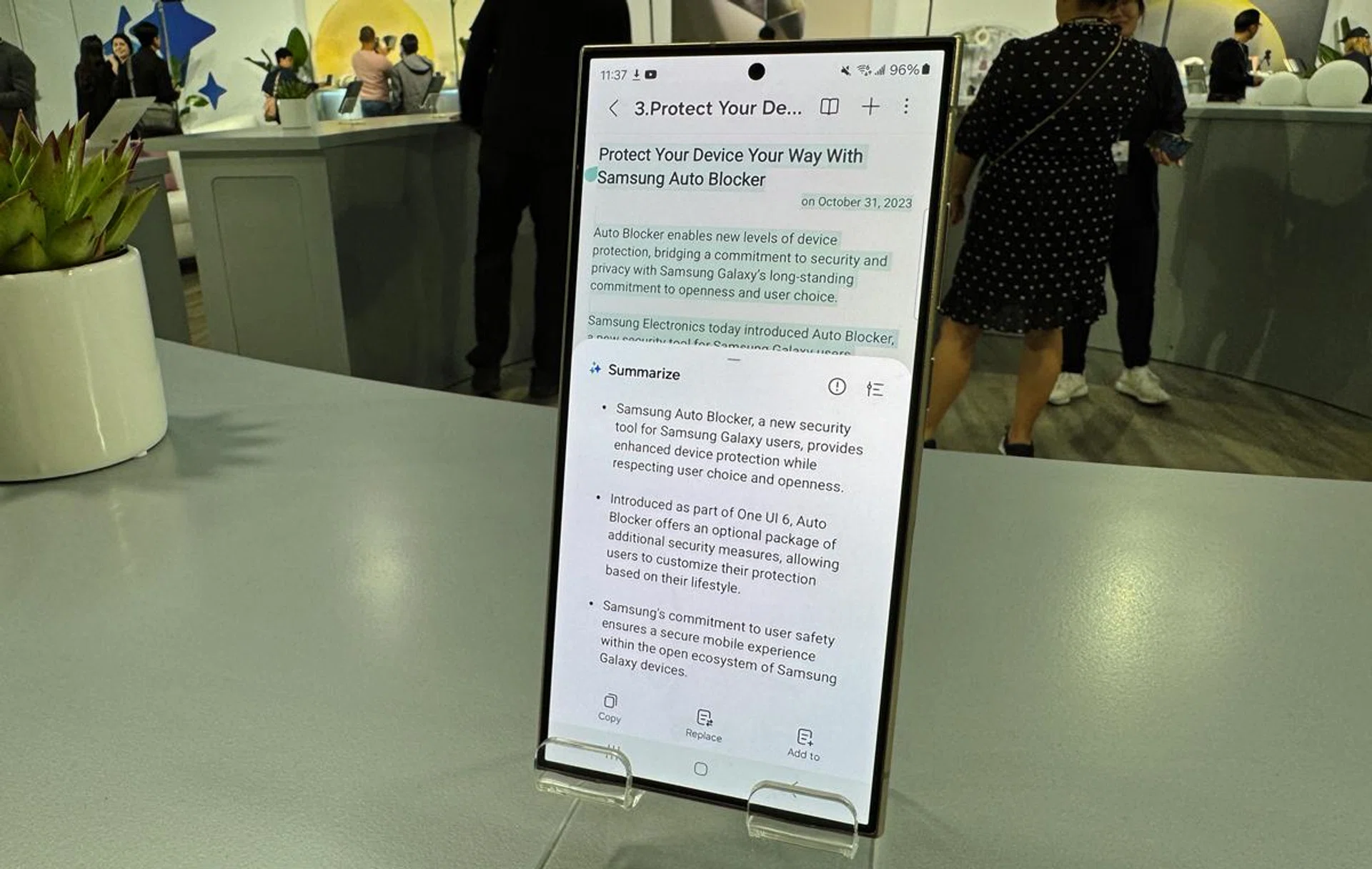 You can literally copy text off websites to get Samsung Notes be your personal summary assistant.