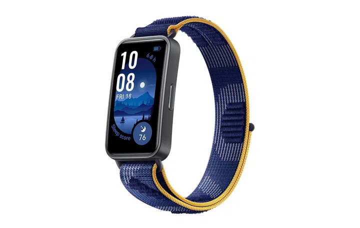 Huawei Band 9 in Blue.