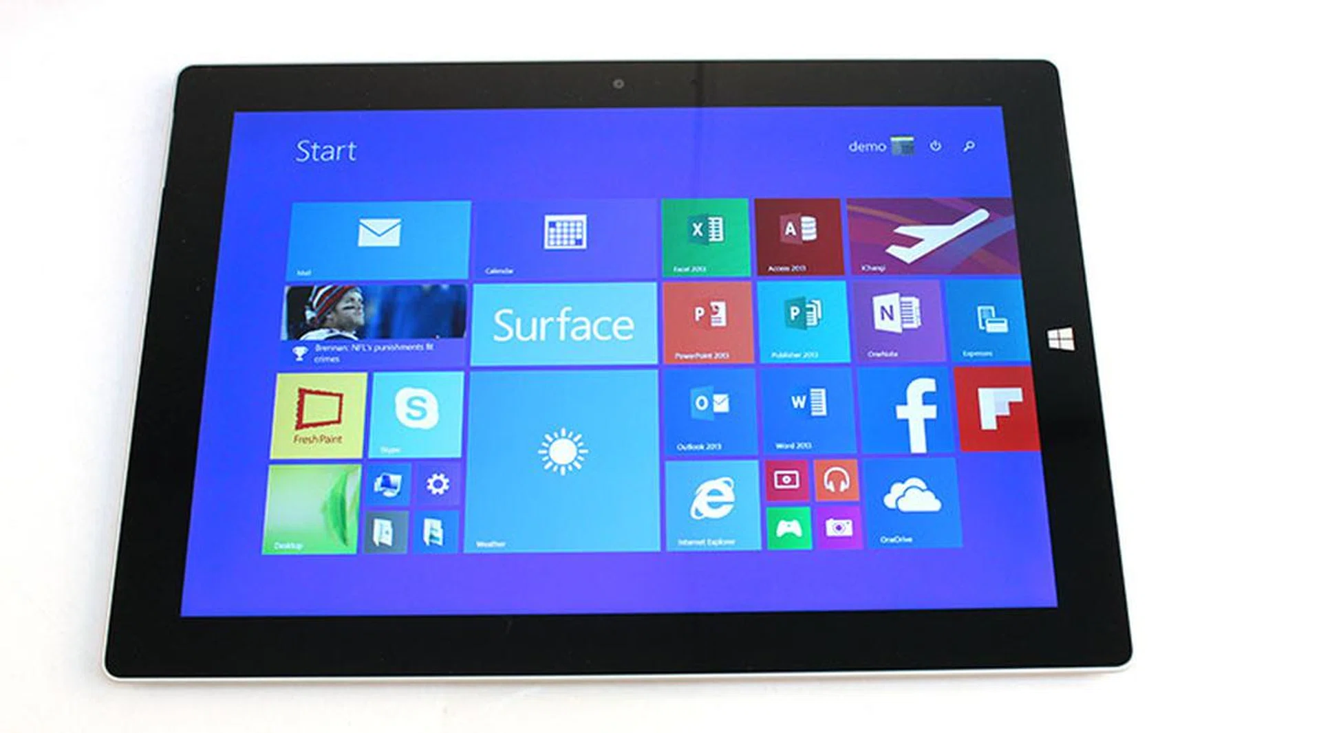 The Surface 3 retains all the key elements that made its predecessor so popular, but dispenses with superfluous features to bring the price down.