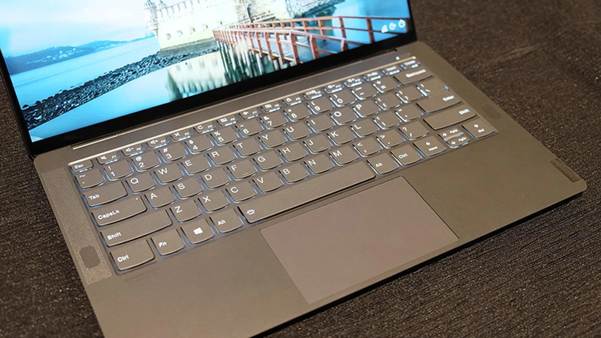 Lenovo Yoga S940