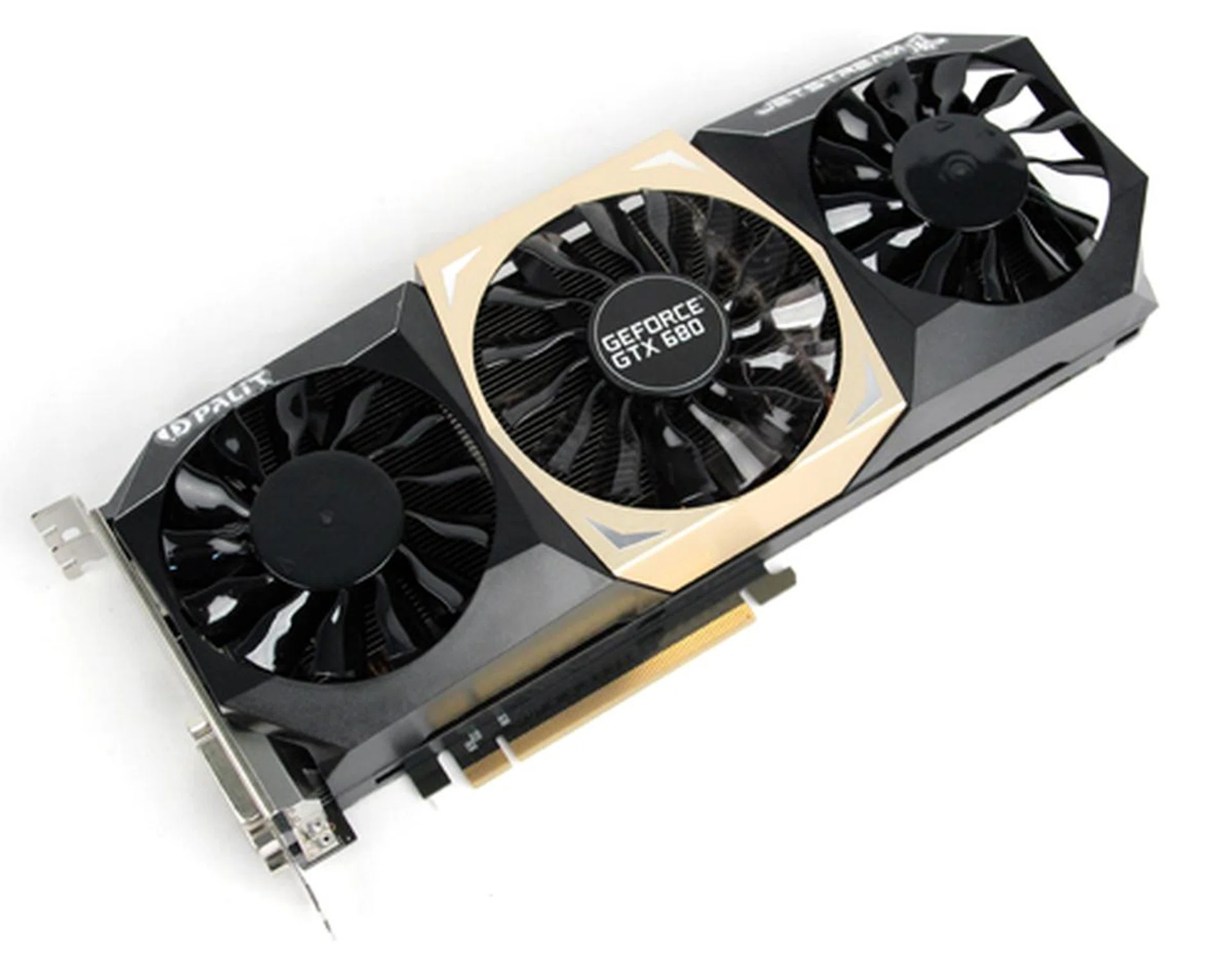 Under Palit's triple fans is a large aluminum fin array connected to a number of copper cooling pipes. The shroud is mostly plastic with a thin gold color metal cover over the central fan, which by the way measures 90mm in diameter. Two other fans flanking the center one measure 80mm across each.