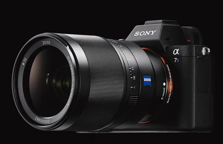 The A7S II is said to boast much faster AF performance.