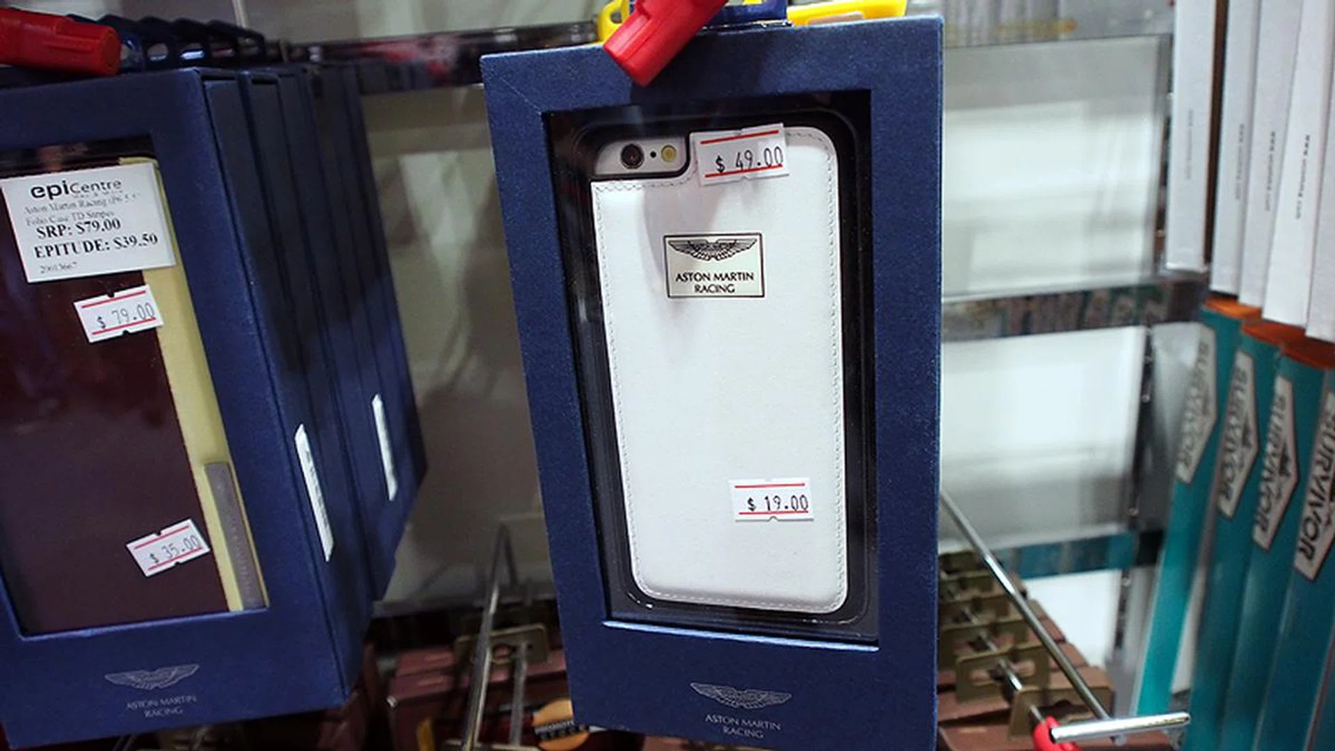 Want to spice up your iPhone 6s or 6s Plus? Try this Aston Martin phone case on. It’s available from S$19 (U.P. $49) onwards at EpiLife (Level 4, Booth 8101).