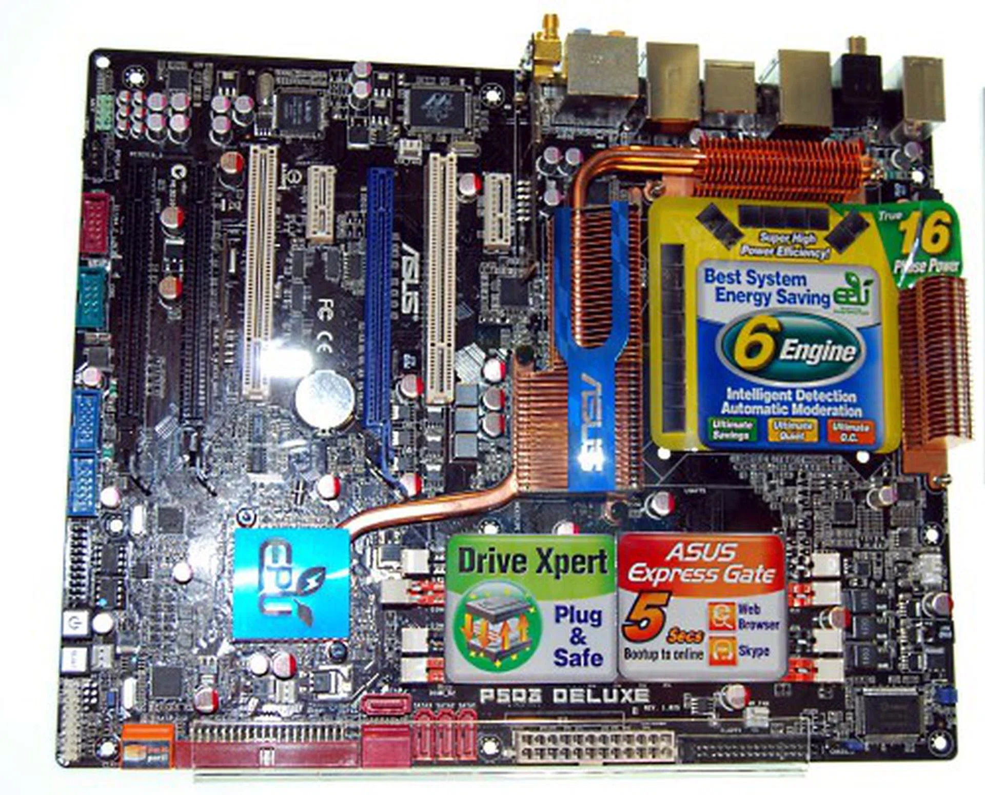  Seen earlier in our demo systems coverage is the P5Q3, which uses ASUS True 16-Phase Power Design and is based on the P45+ICH10R chipsets.  