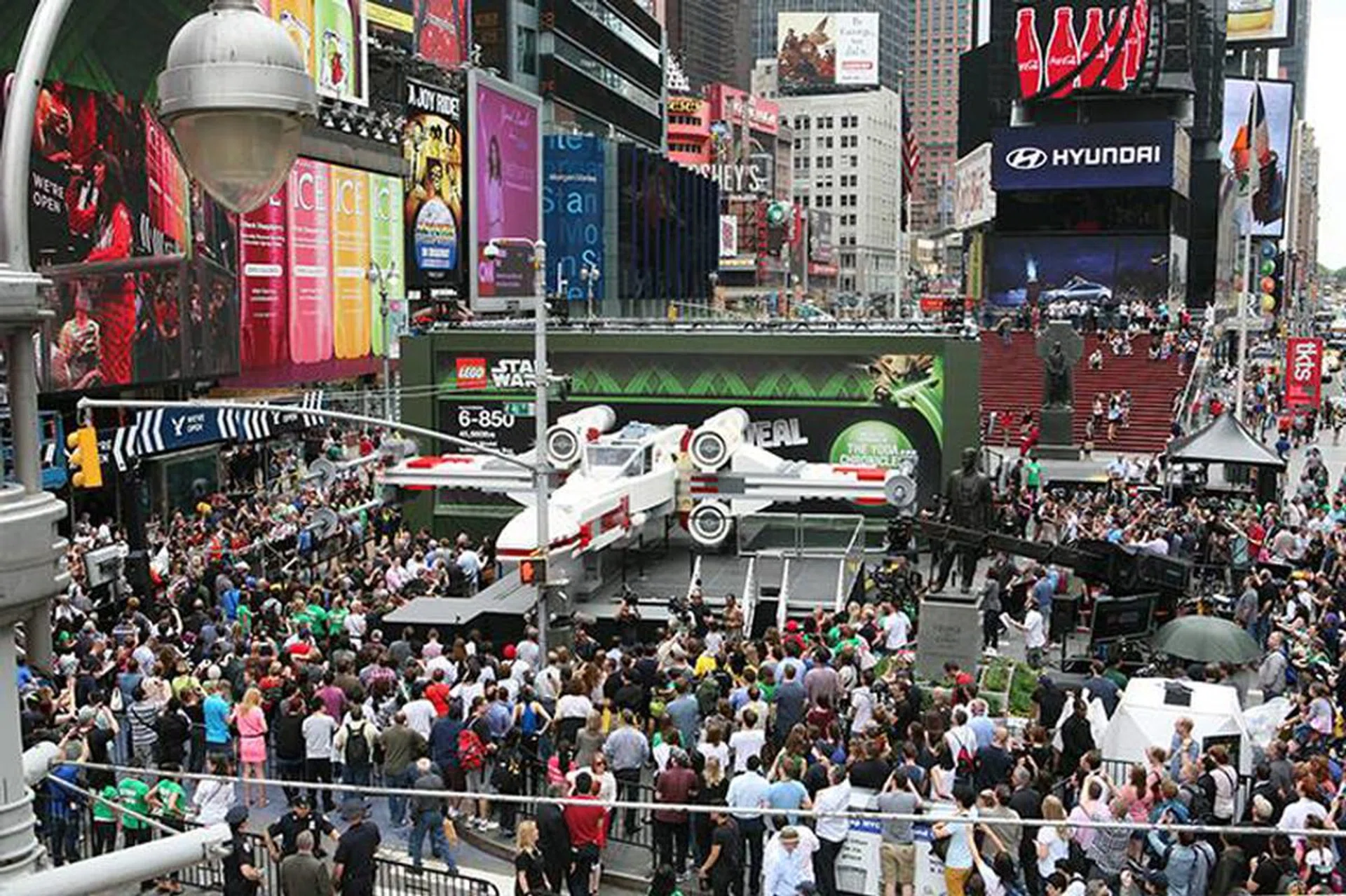 The life-sized X-wing starfighter made from over five million LEGO bricks on display in New York's Times Square.