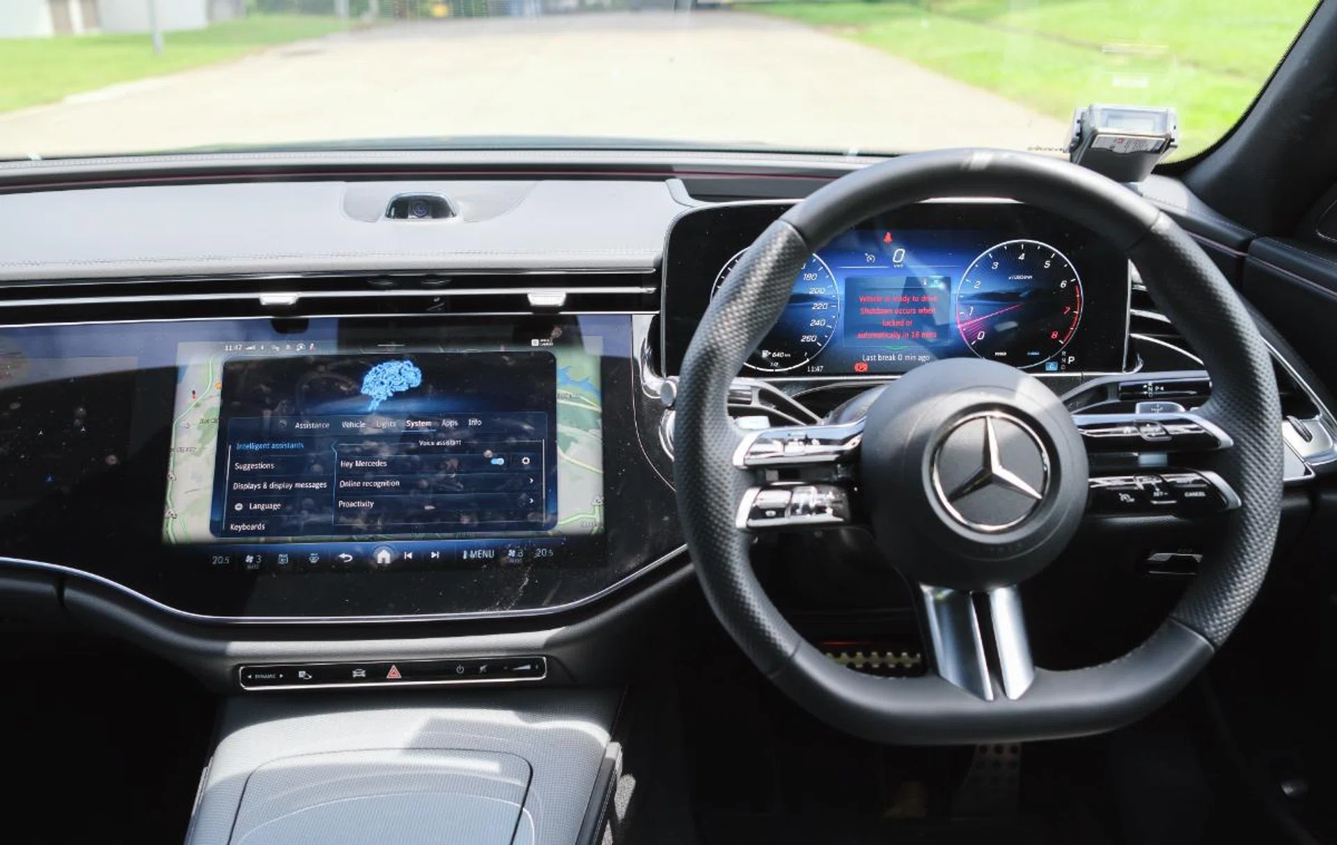 The E200's interior is a techie's dream. Though I worry it'll age poorly. Photo: HWZ