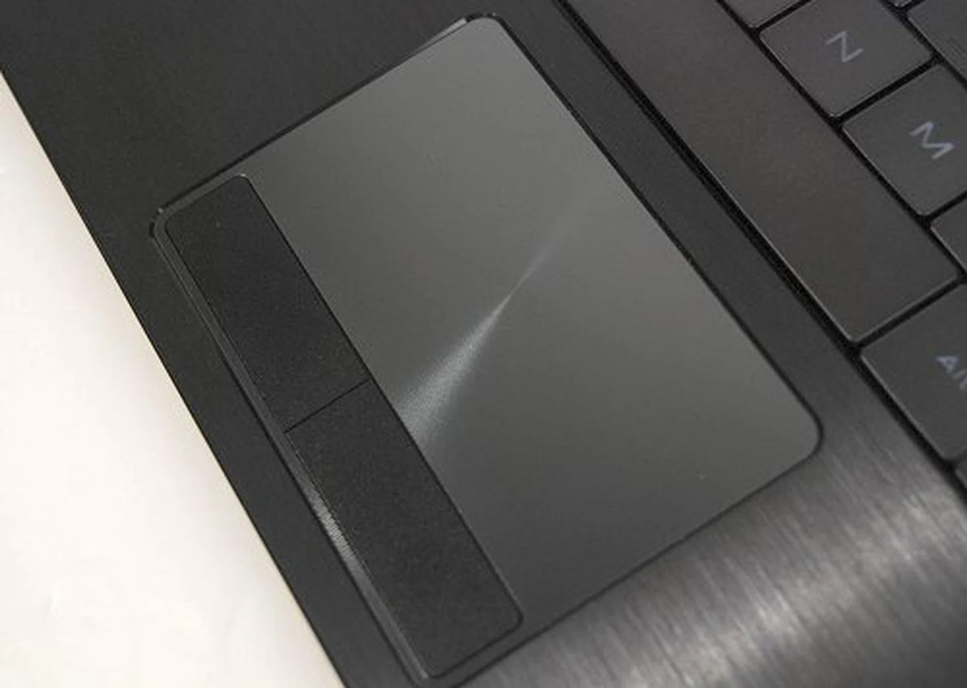 The trackpad was responsive and a pleasure to use.