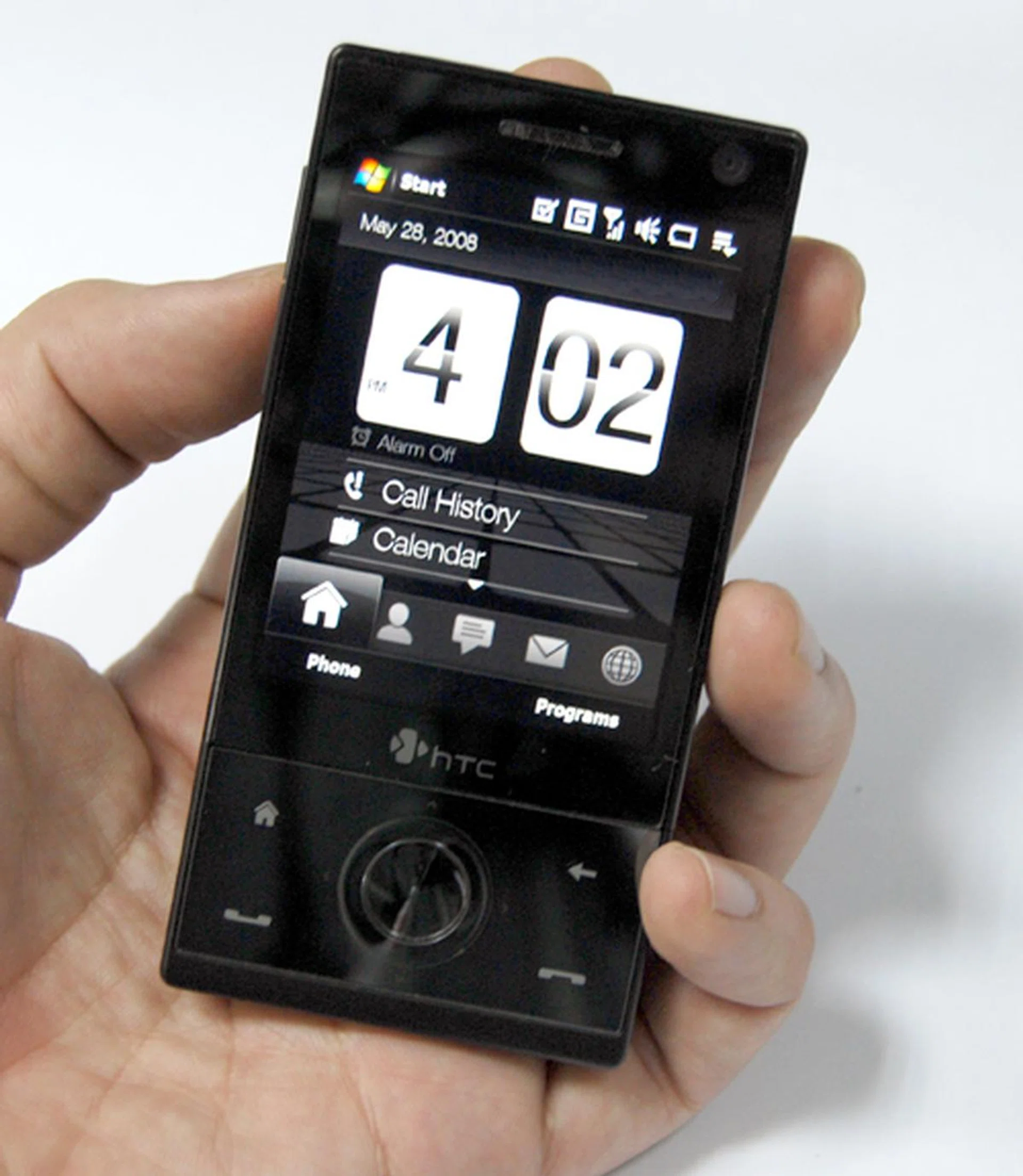 While the Diamond has made a big impact in the month of June with its appearance, there will be more to look forward in the coming months, so do check back regularly when we update you on more devices such as the Samsung Omnia and many other Windows Mobile devices coming your way in the second half of 2008!