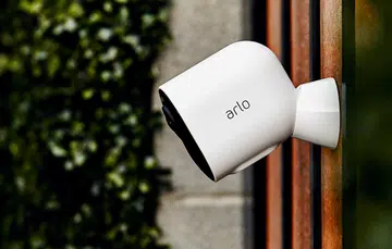 The Arlo Ultra can be positioned freely as long as it is within Wi-Fi range. (Image source: Arlo)