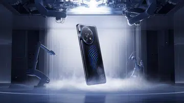 OnePlus shows off its new liquid cooling concept at MWC 2023. (Image: OnePlus video screenshot),