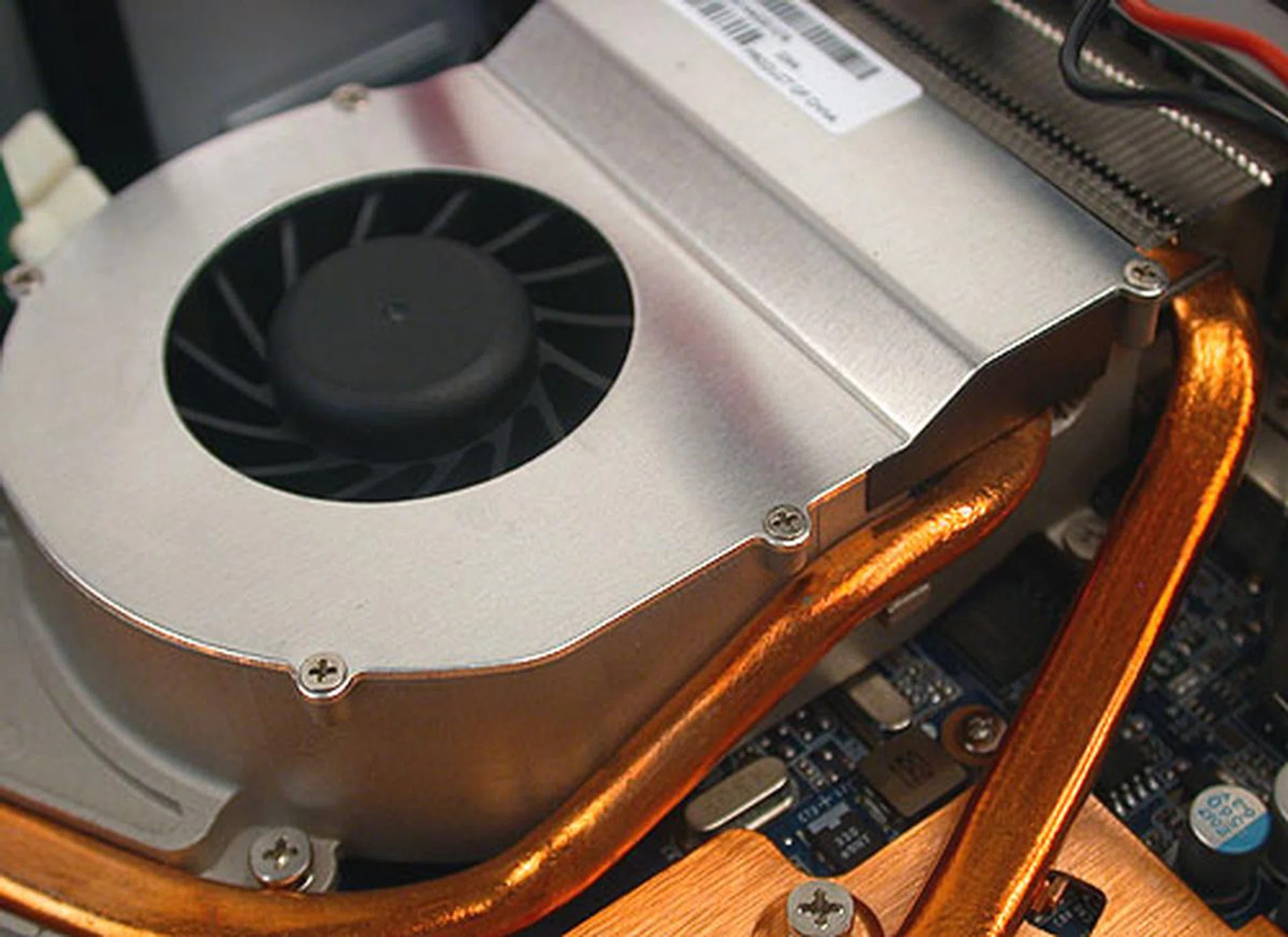 It looks large but we couldn't really hear the fan when using the Vision 3D. It is extremely quiet by any standards. 