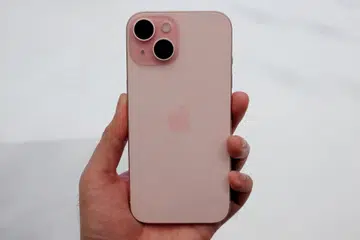 This is the iPhone 15 in pink.