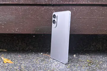 The side profile of the Samsung Galaxy S25 Edge.