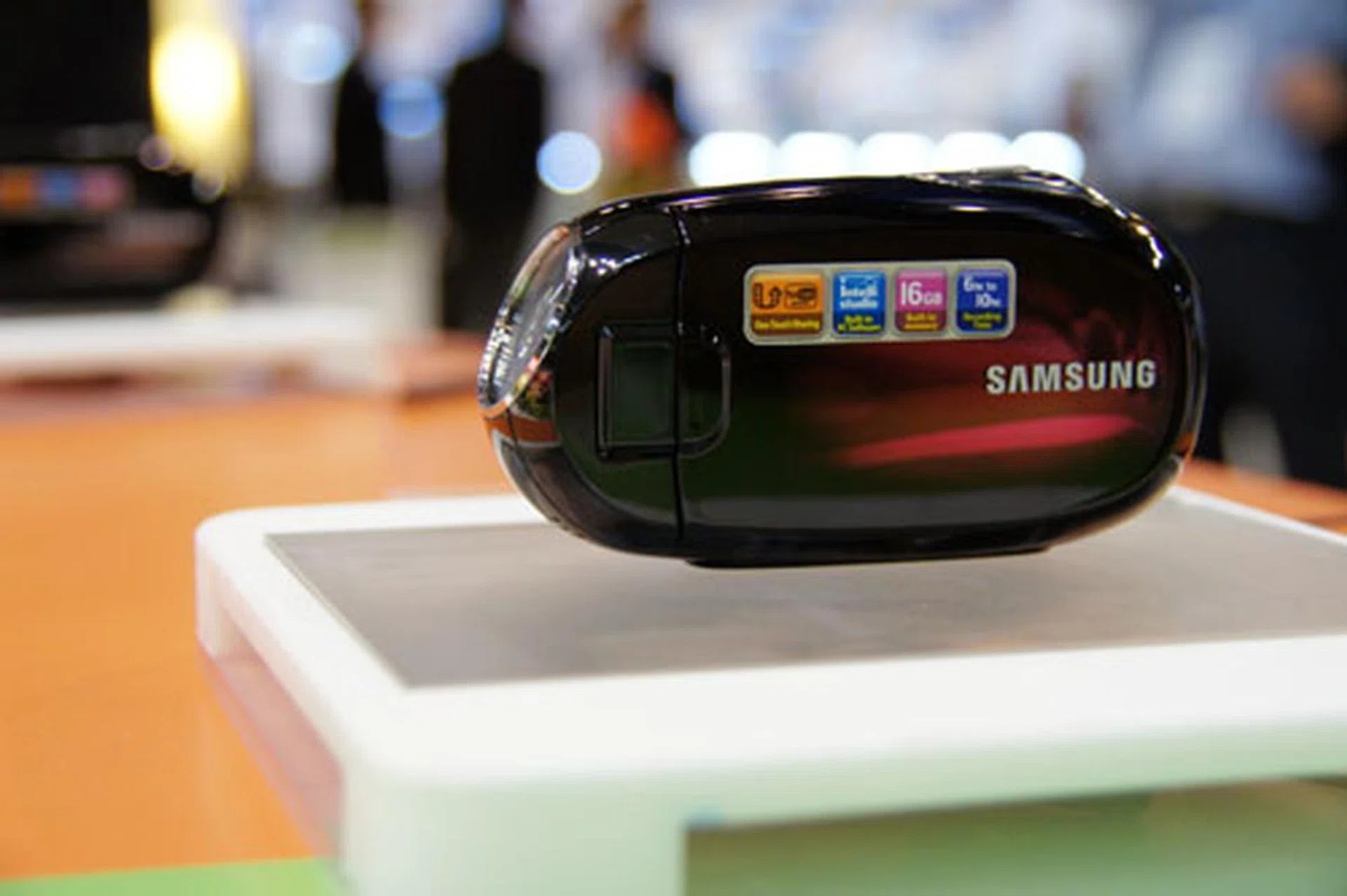 Also on show, this cute, egg-shaped C24, with 10x optical zoom, a 25 degree angled lens and one touch sharing to YouTube.