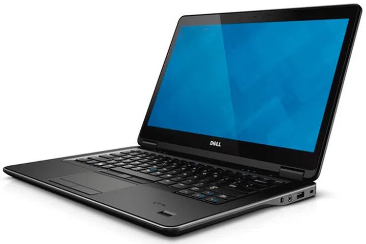 Latitude E7440.
