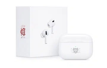 The Special Edition AirPods Pro has an engraving of a dragon on the case and the retail package.